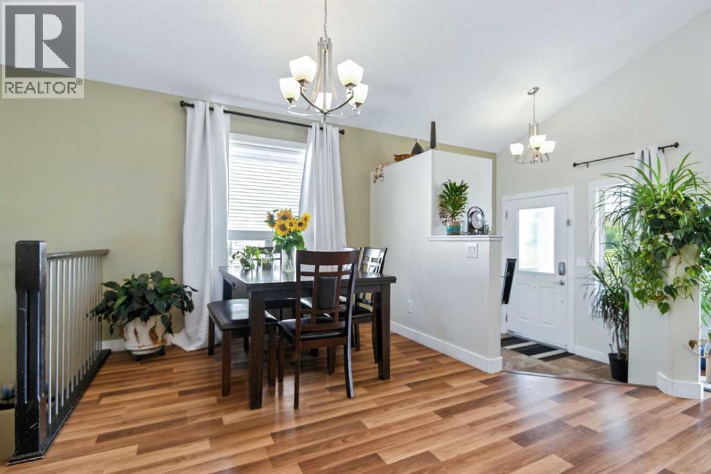 Photo 13 of 50 Cedar Square, Blackfalds AB