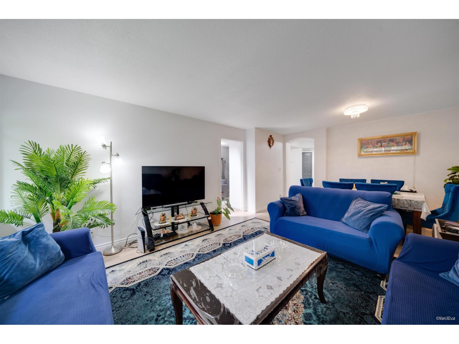 Photo 10 of 32 10238 155 A Street, Surrey BC