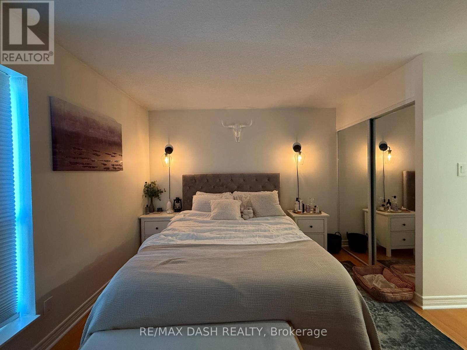 Photo 5 of 718 600 Queens Quay W, Toronto ON