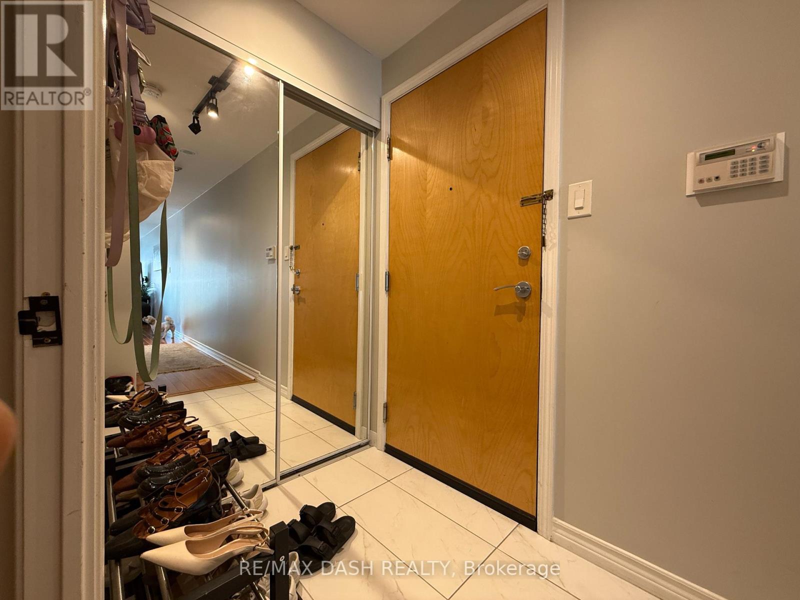 Photo 12 of 718 600 Queens Quay W, Toronto ON