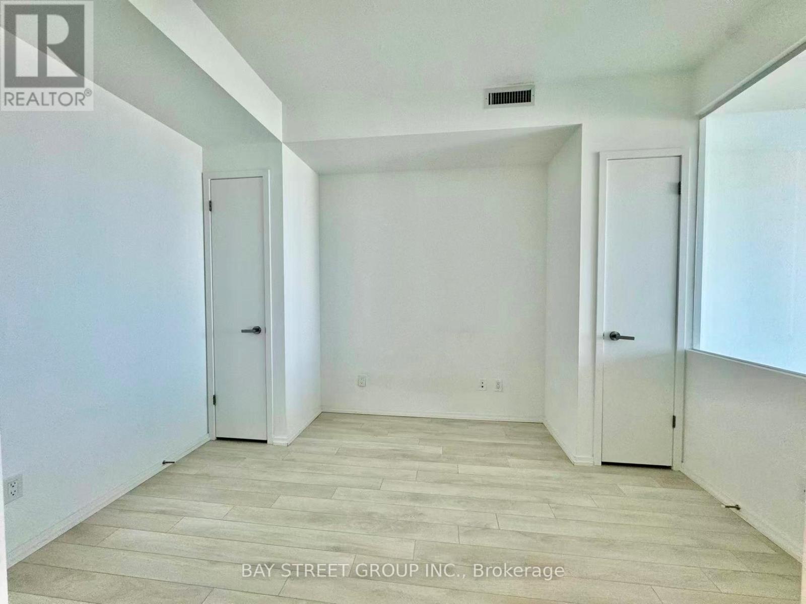 Photo 15 of 4003 197 Yonge Street, Toronto ON