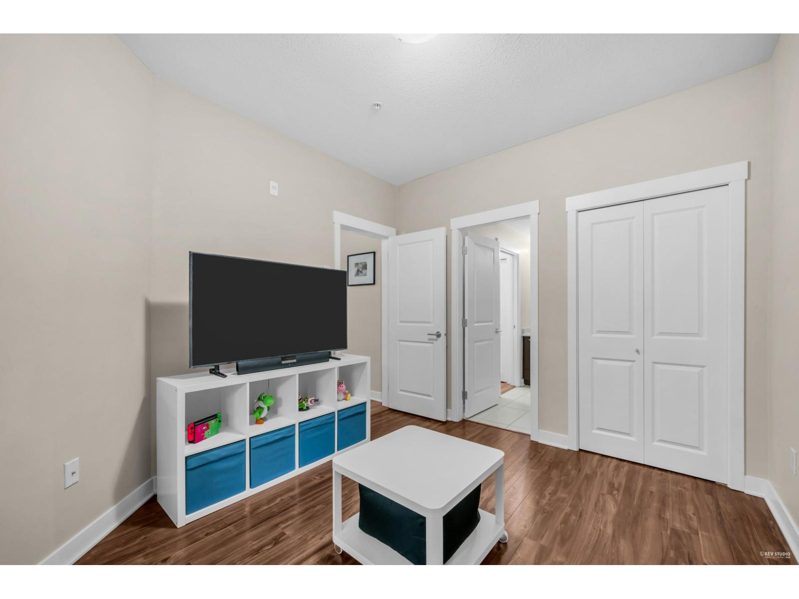 Photo 4 of 114 13321 102 A Avenue, Surrey BC