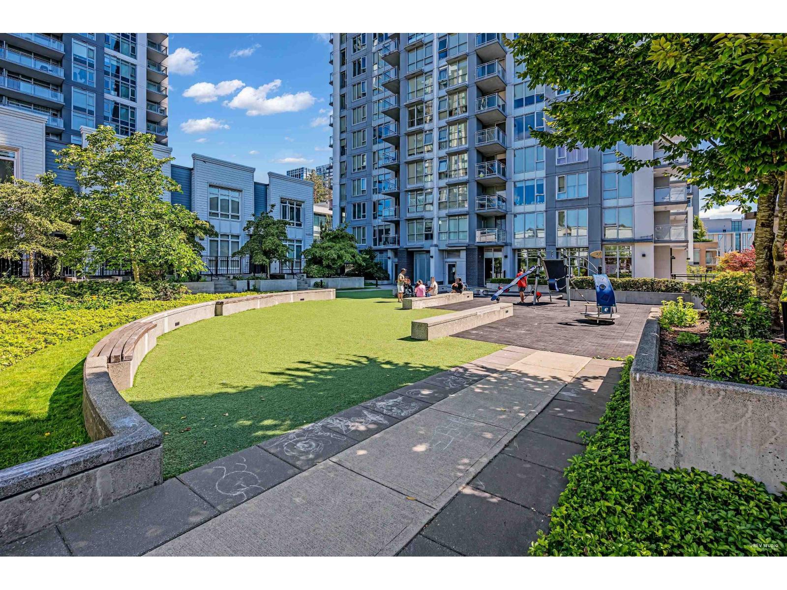 Photo 6 of 114 13321 102 A Avenue, Surrey BC