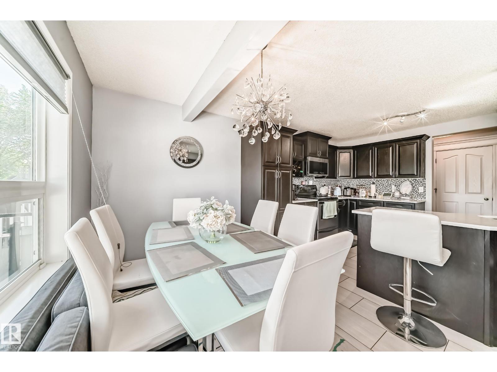 Photo 6 of 5506 165 Av Nw, Edmonton AB