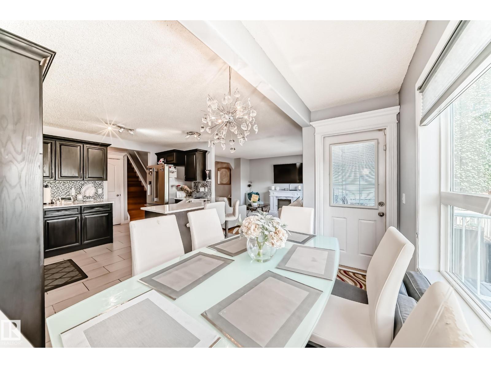 Photo 8 of 5506 165 Av Nw, Edmonton AB