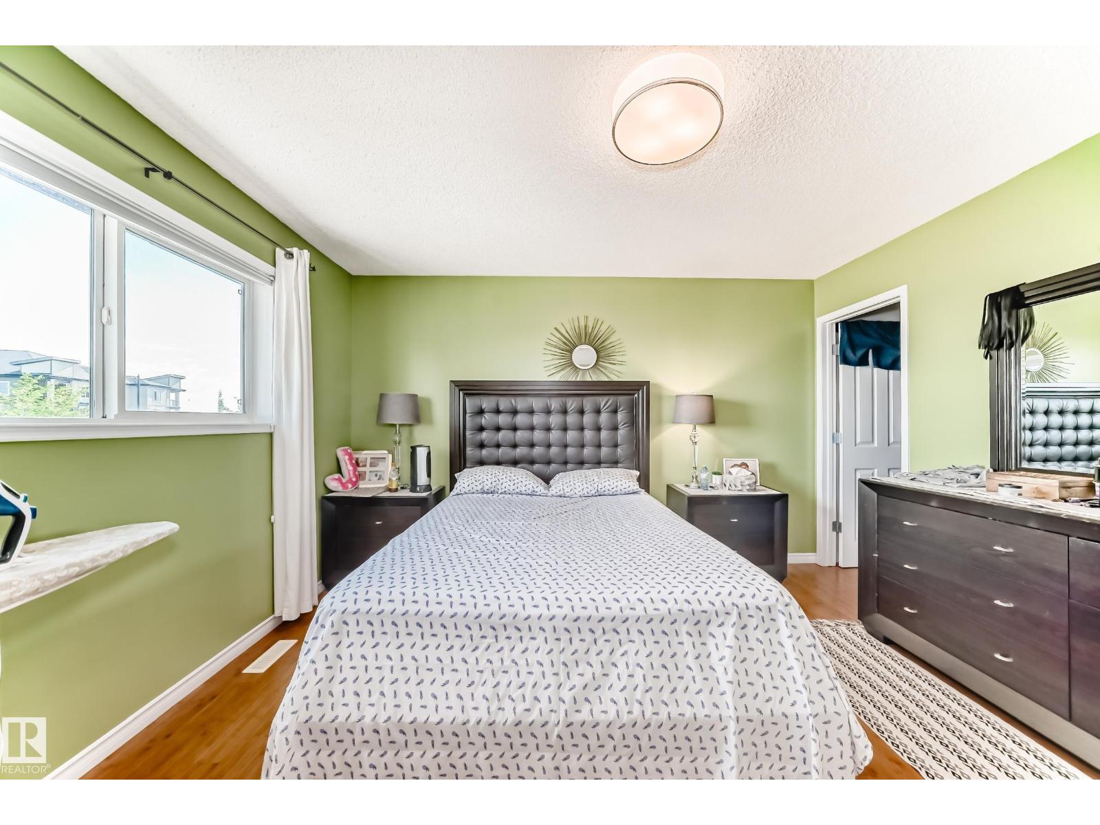 Photo 33 of 5506 165 Av Nw, Edmonton AB