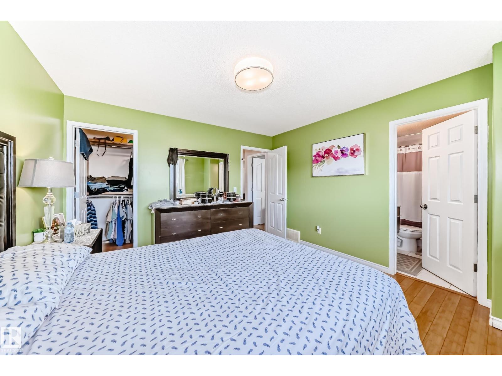 Photo 11 of 5506 165 Av Nw, Edmonton AB