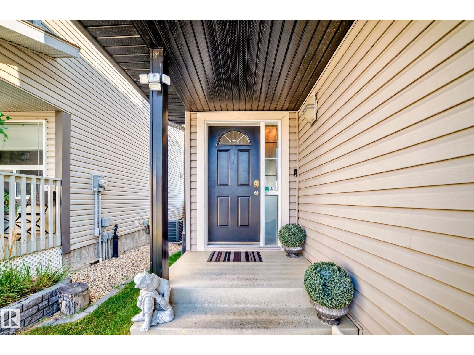 Photo 9 of 5506 165 Av Nw, Edmonton AB