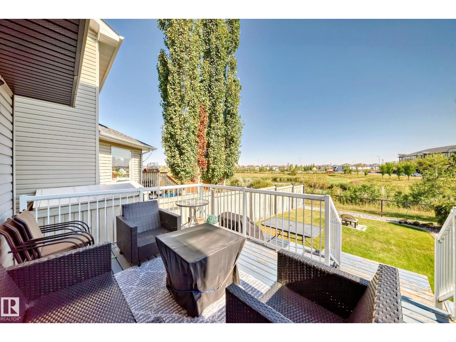 Photo 12 of 5506 165 Av Nw, Edmonton AB
