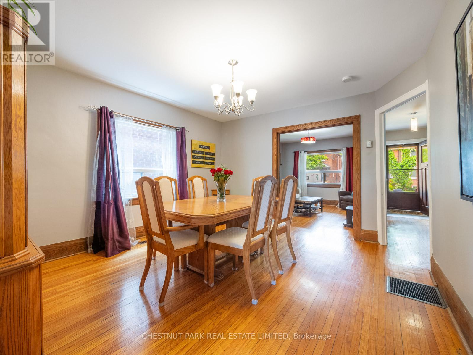 Photo 23 of 673 Durie Street, Toronto ON
