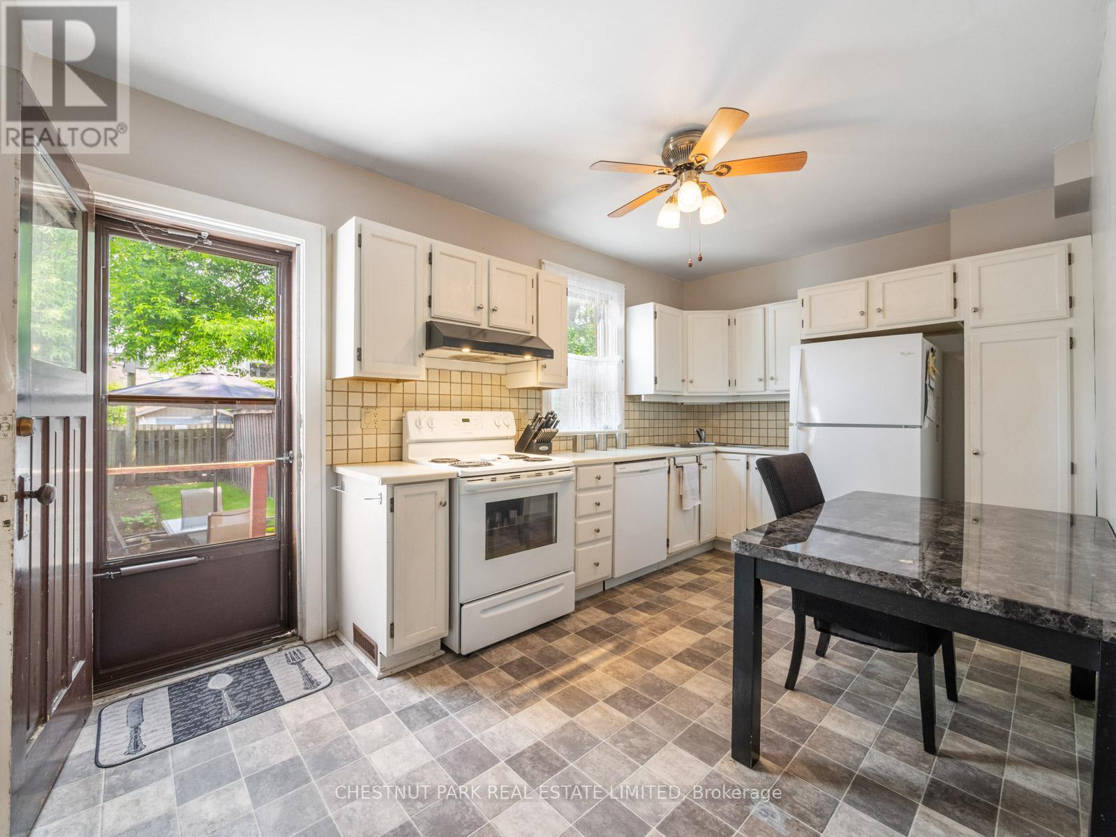 Photo 14 of 673 Durie Street, Toronto ON