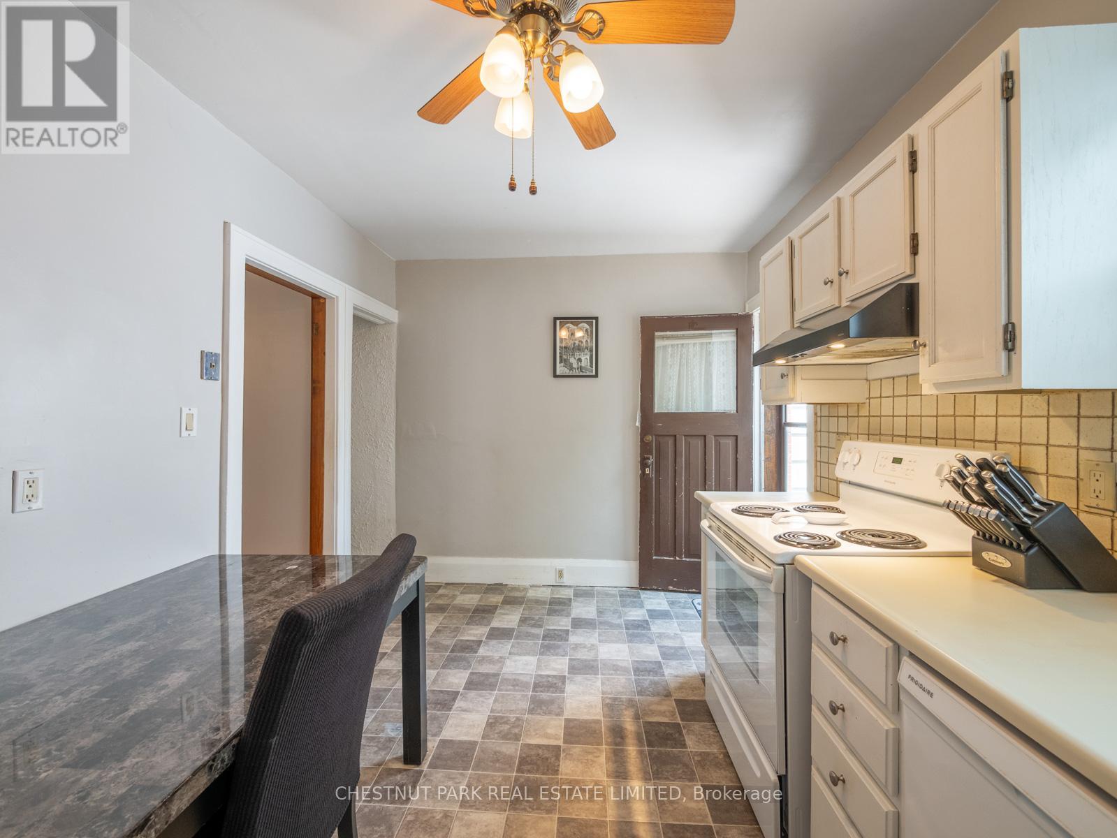 Photo 22 of 673 Durie Street, Toronto ON