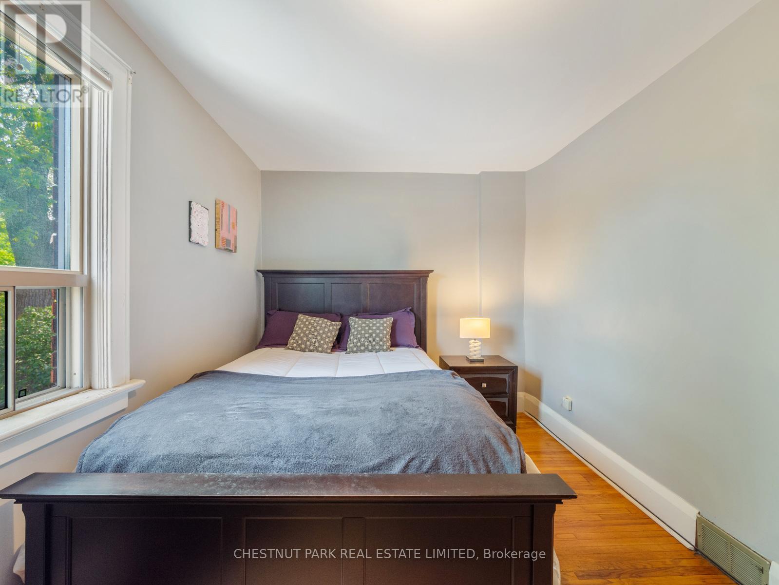 Photo 35 of 673 Durie Street, Toronto ON