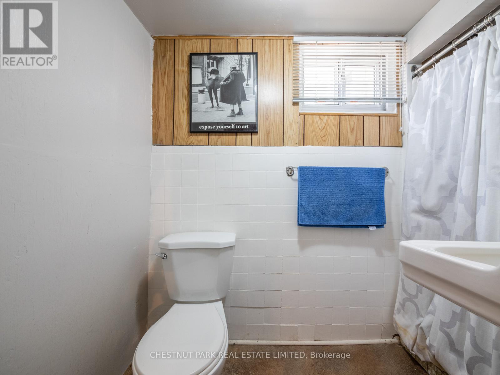 Photo 4 of 673 Durie Street, Toronto ON