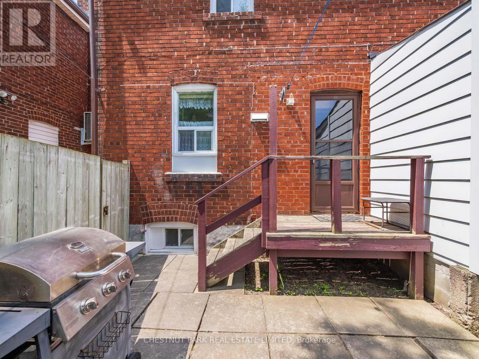 Photo 11 of 673 Durie Street, Toronto ON