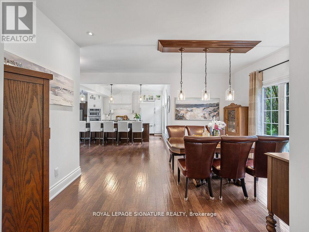 Photo 8 of 10 Forest Ridge Crescent, Halton Hills ON