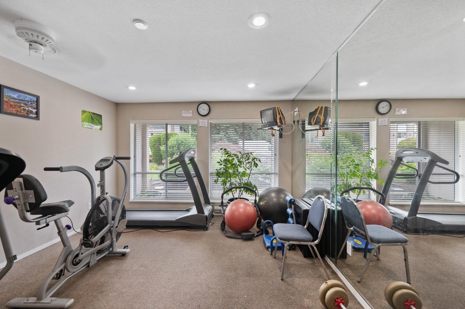 Photo 20 of 407 33280 E Bourquin Crescent, Abbotsford BC