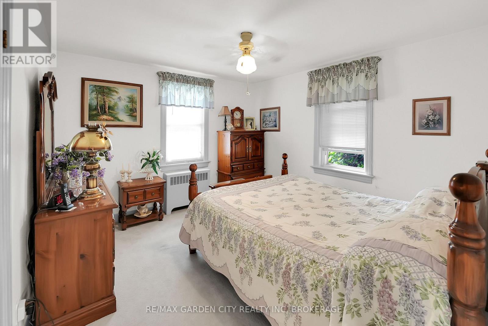 Photo 42 of 248 Wallace Avenue S, Welland ON