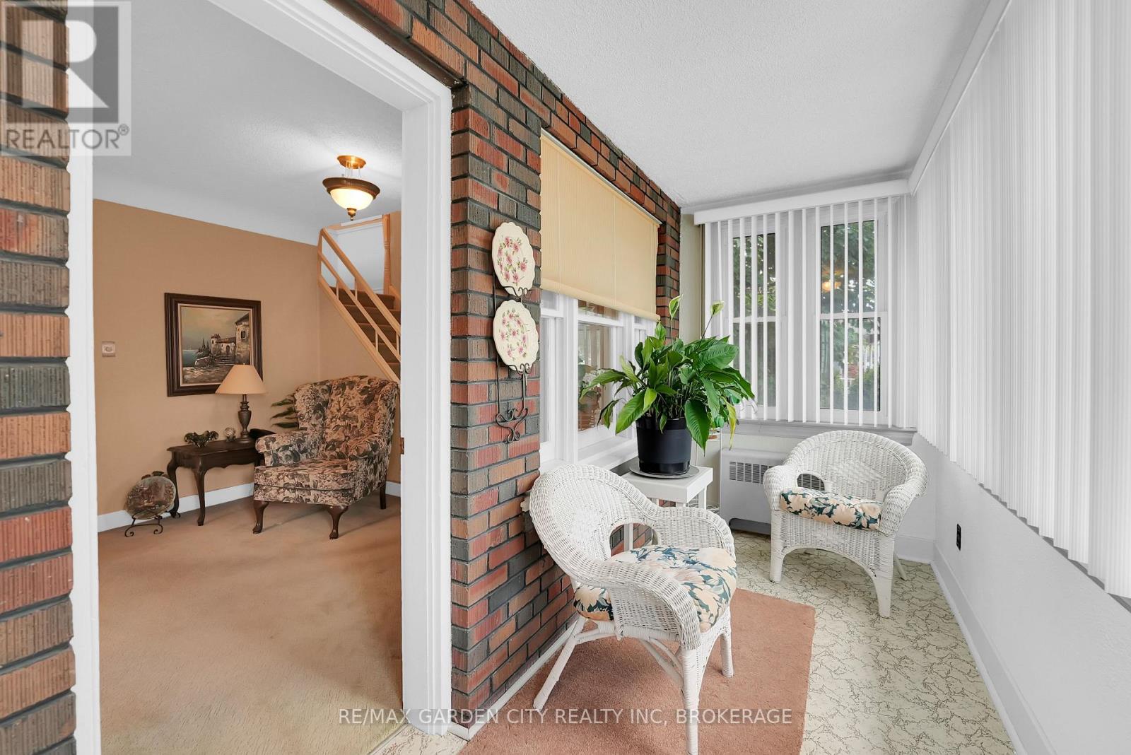 Photo 22 of 248 Wallace Avenue S, Welland ON