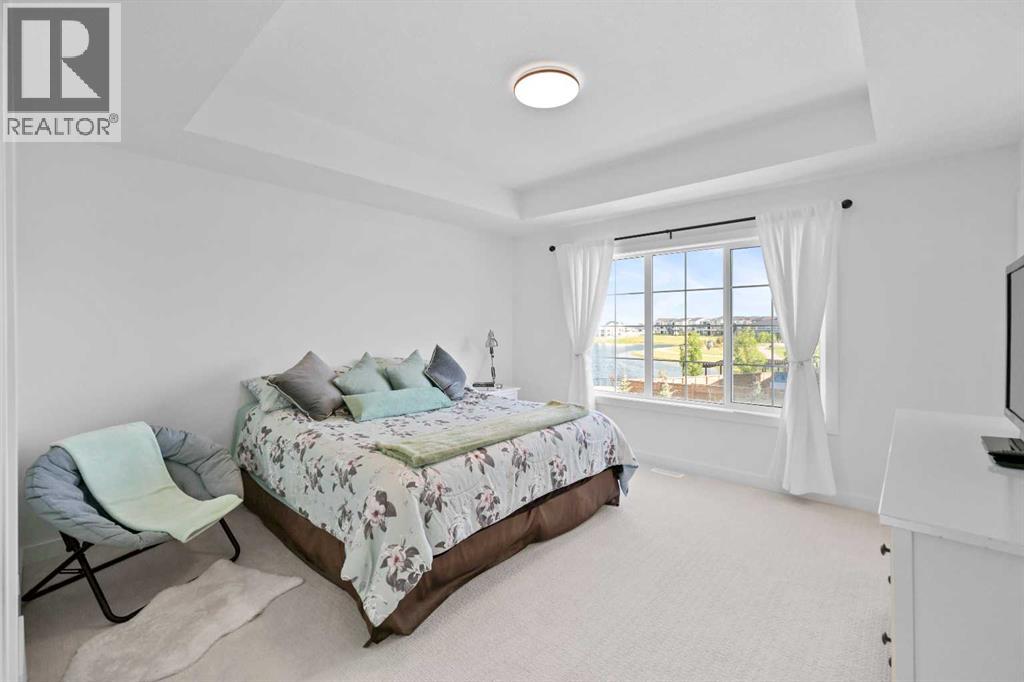 Single Family House for Sale in  Amblefield Terrace NW Moraine Calgary 