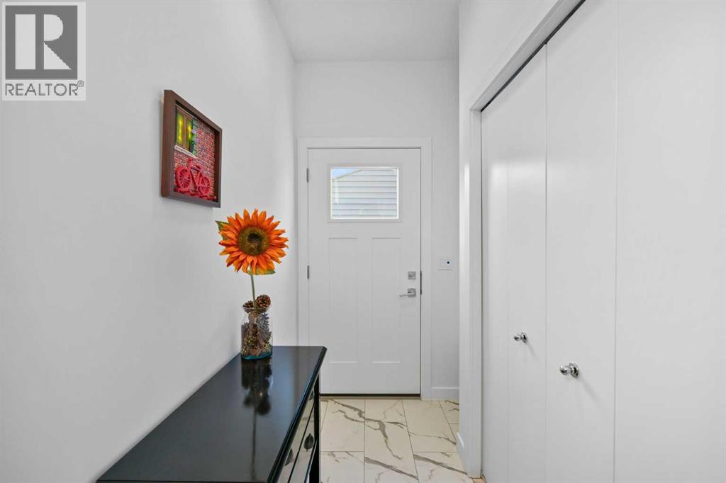 Single Family House for Sale in  Amblefield Terrace NW Moraine Calgary 