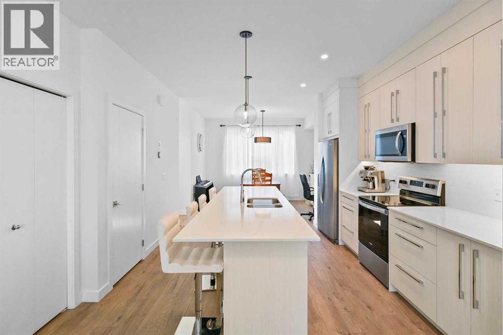 Single Family House for Sale in  Amblefield Terrace NW Moraine Calgary 