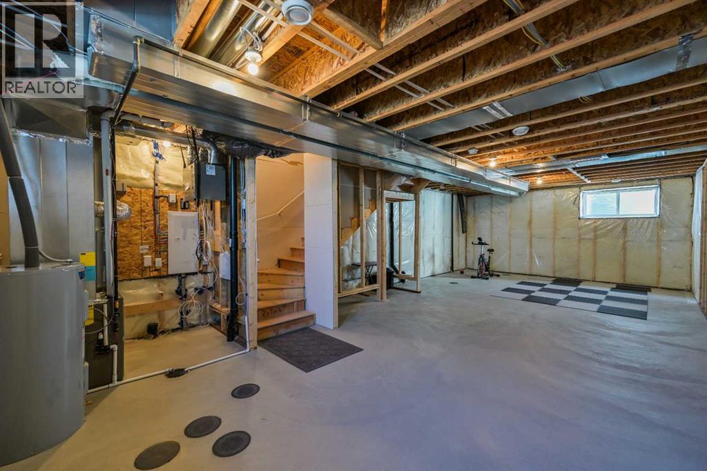 Single Family House for Sale in  Amblefield Terrace NW Moraine Calgary 