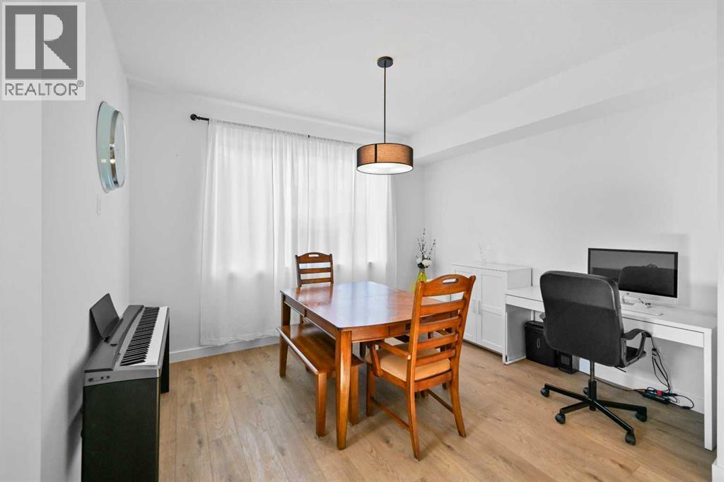 Single Family House for Sale in  Amblefield Terrace NW Moraine Calgary 