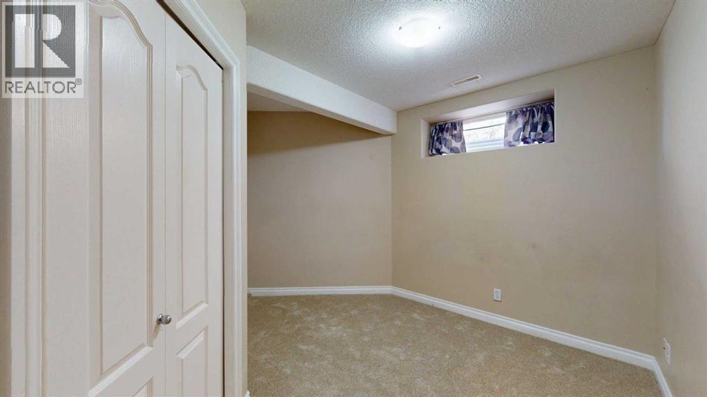 Photo 34 of 251 Laffont Way, Fort Mcmurray AB
