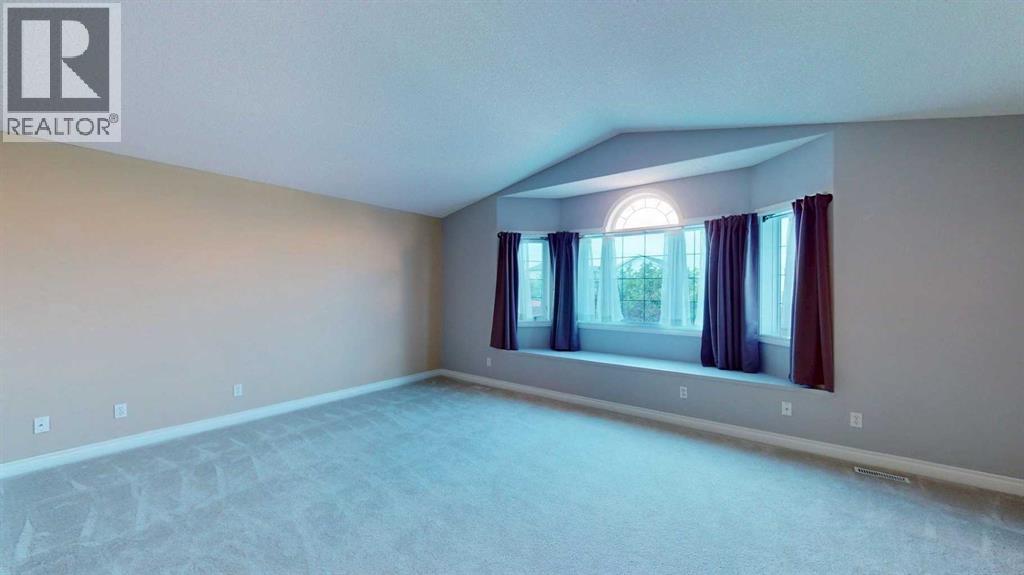 Photo 16 of 251 Laffont Way, Fort Mcmurray AB