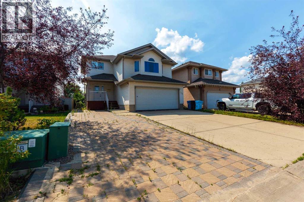 Photo 2 of 251 Laffont Way, Fort Mcmurray AB