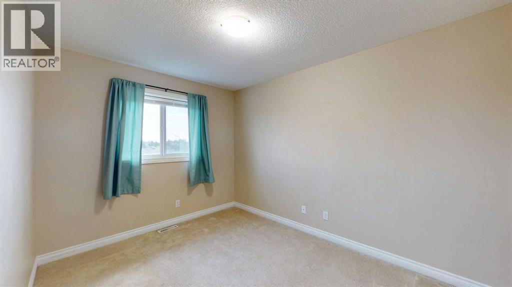 Photo 24 of 251 Laffont Way, Fort Mcmurray AB