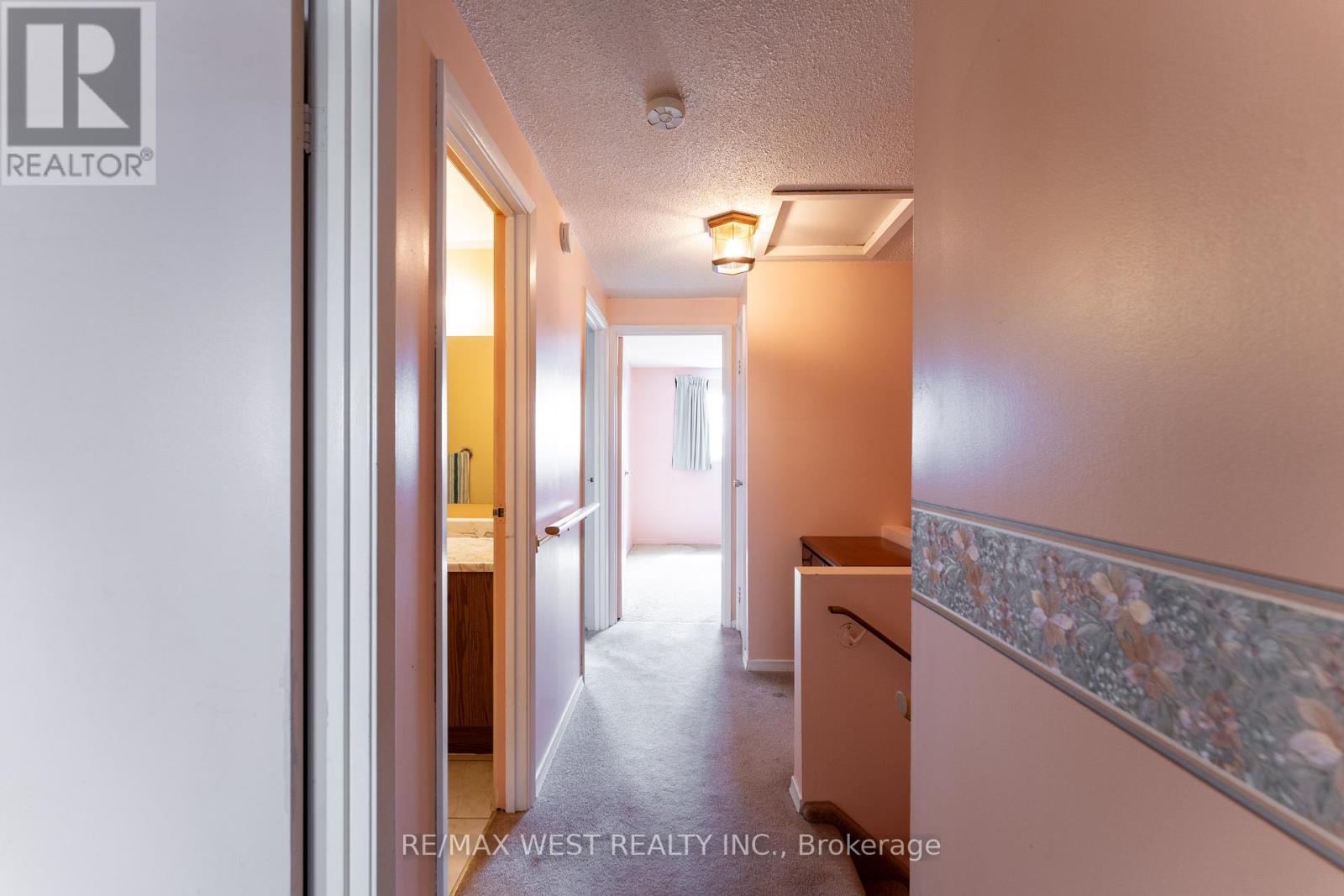 Photo 12 of 68 222 Pearson Street, Oshawa ON