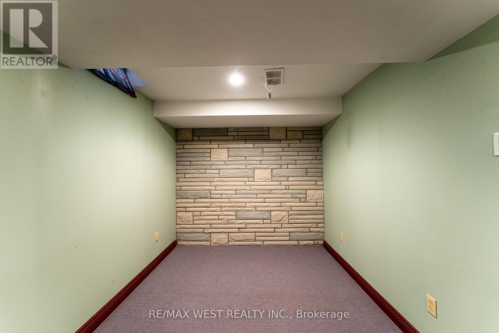 Photo 32 of 68 222 Pearson Street, Oshawa ON