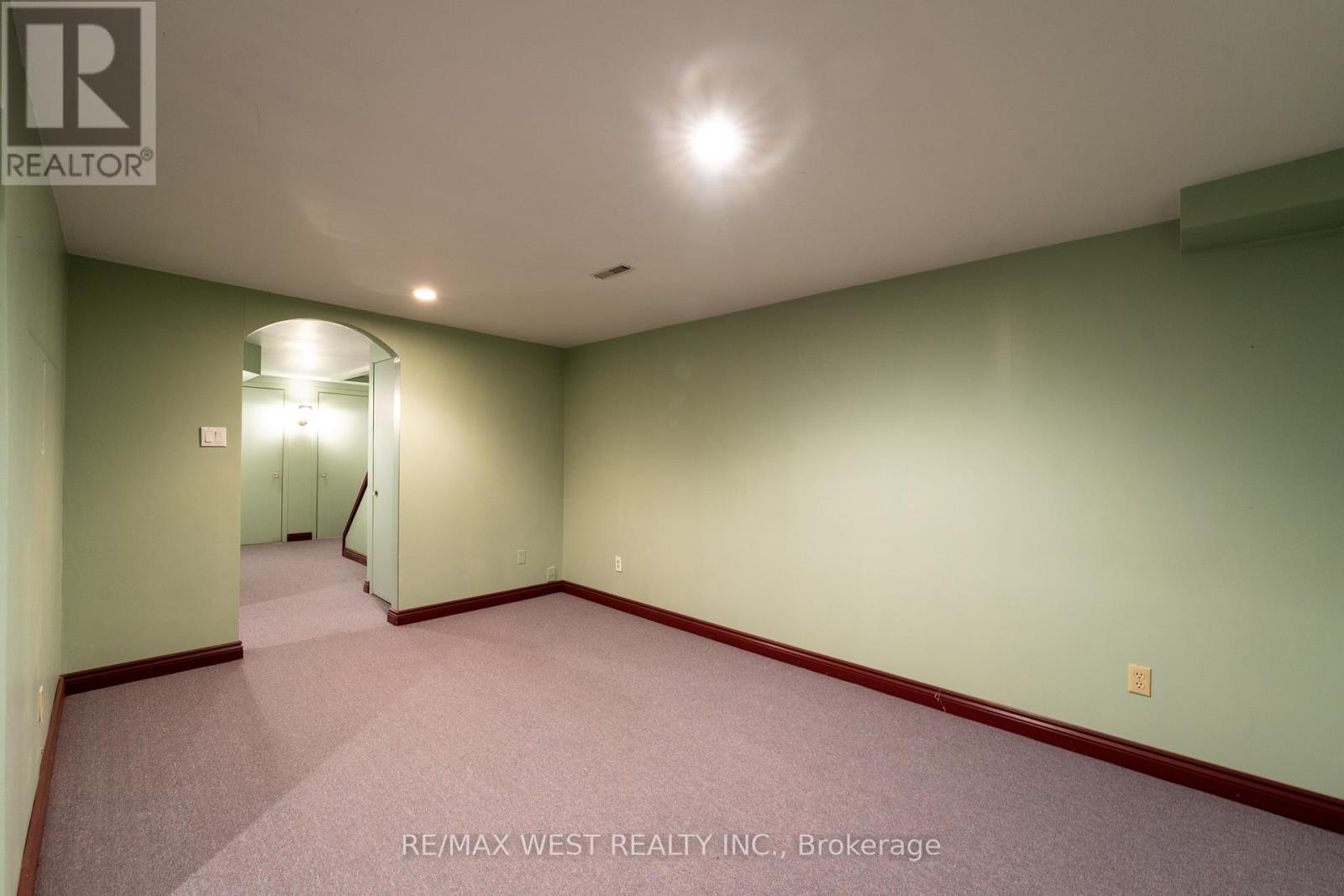 Photo 40 of 68 222 Pearson Street, Oshawa ON