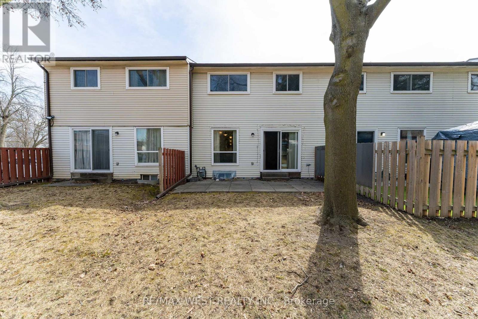 Photo 39 of 68 222 Pearson Street, Oshawa ON