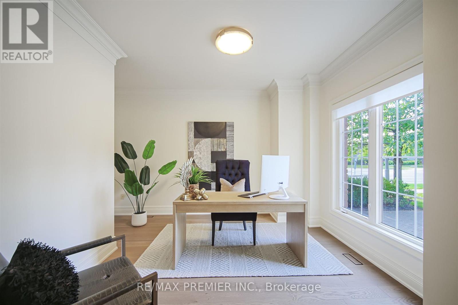 Photo 16 of 115 Southlawn Drive, Vaughan ON