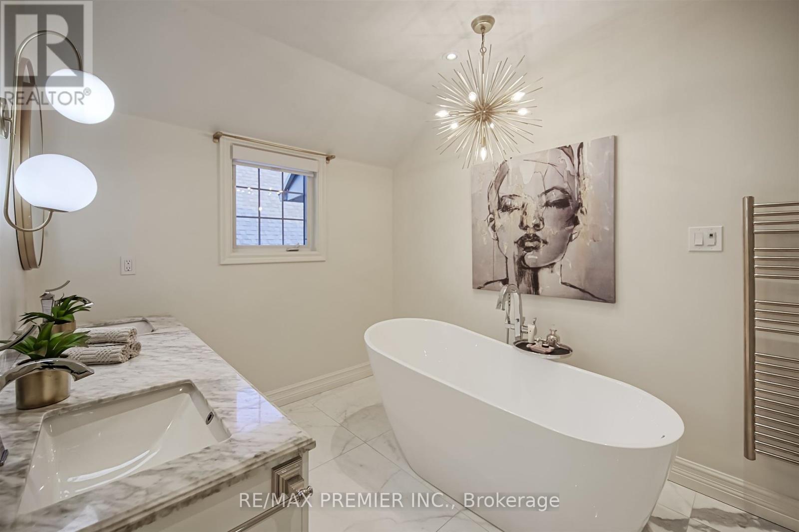 Photo 22 of 115 Southlawn Drive, Vaughan ON
