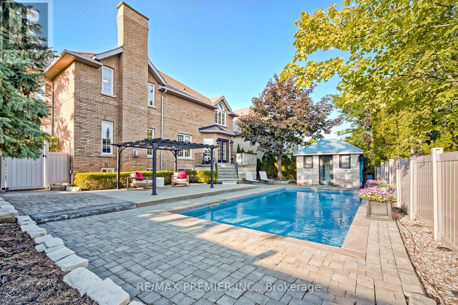 Photo 41 of 115 Southlawn Drive, Vaughan ON
