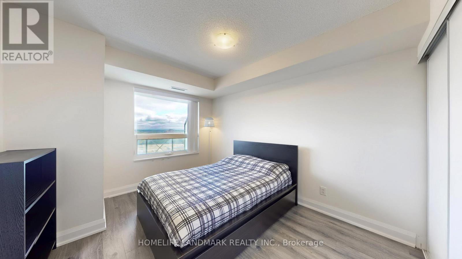 Photo 12 of 1910 1 Uptown Drive, Markham ON