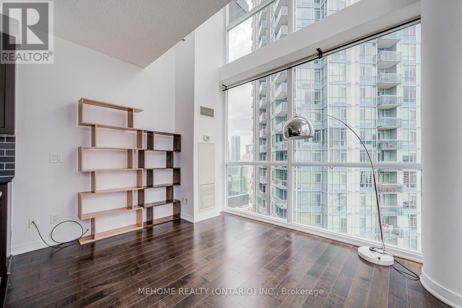 Photo 18 of 2103 223 Webb Drive, Mississauga ON