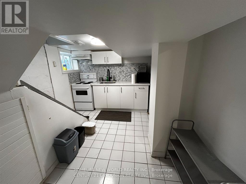 Photo 23 of Bsmt Rm 2 46 Arnold Street, Hamilton ON