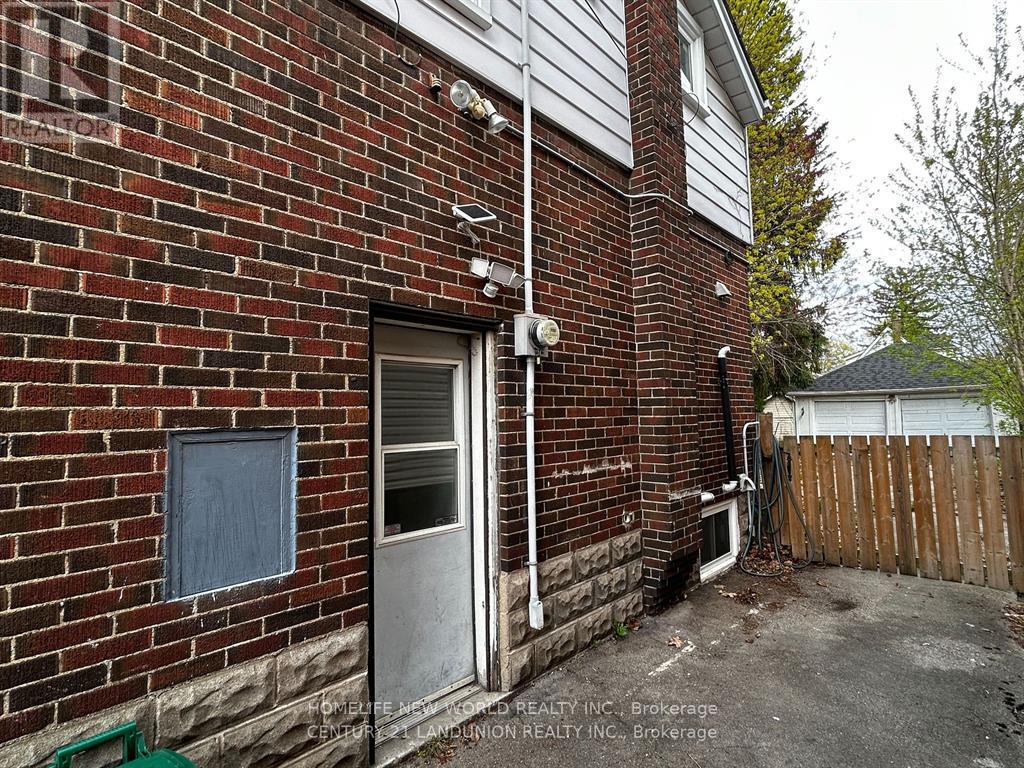 Photo 7 of Bsmt Rm 2 46 Arnold Street, Hamilton ON