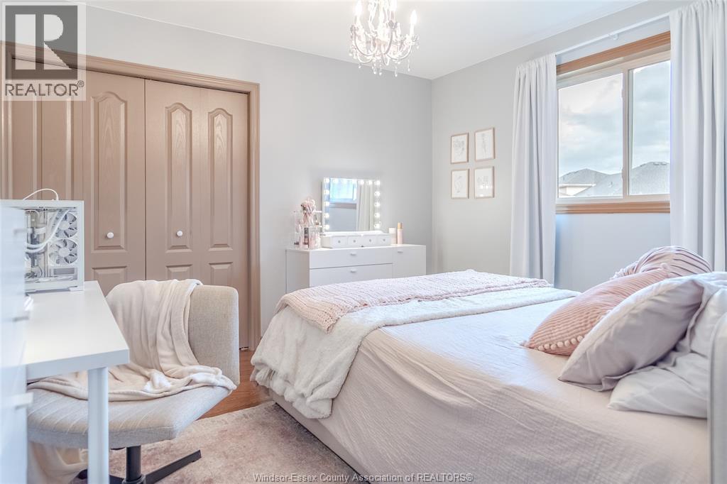 Photo 17 of 3062 Tyler, Windsor ON