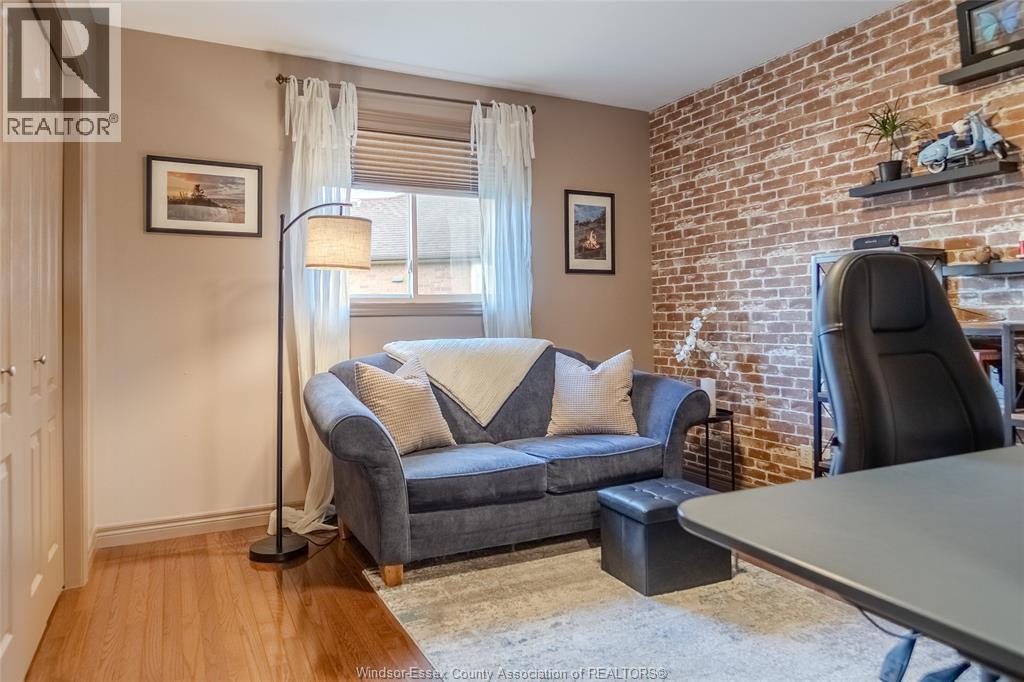 Photo 18 of 3062 Tyler, Windsor ON