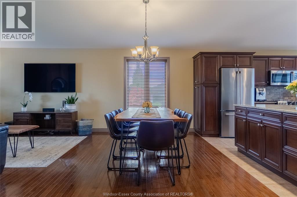 Photo 8 of 3062 Tyler, Windsor ON