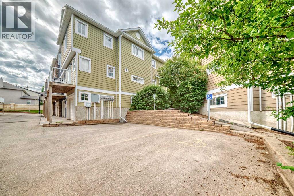 Photo 38 of 101 Indigo Lane, Chestermere AB