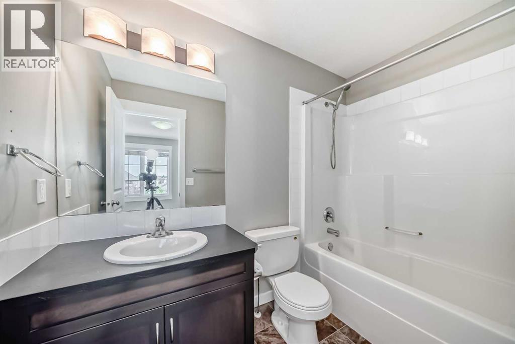 Photo 29 of 101 Indigo Lane, Chestermere AB