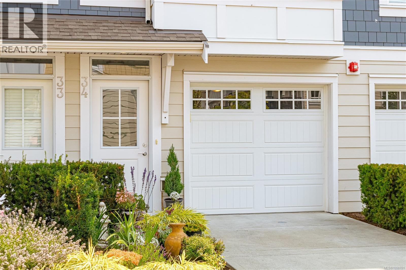 34 370 Latoria Blvd, Colwood