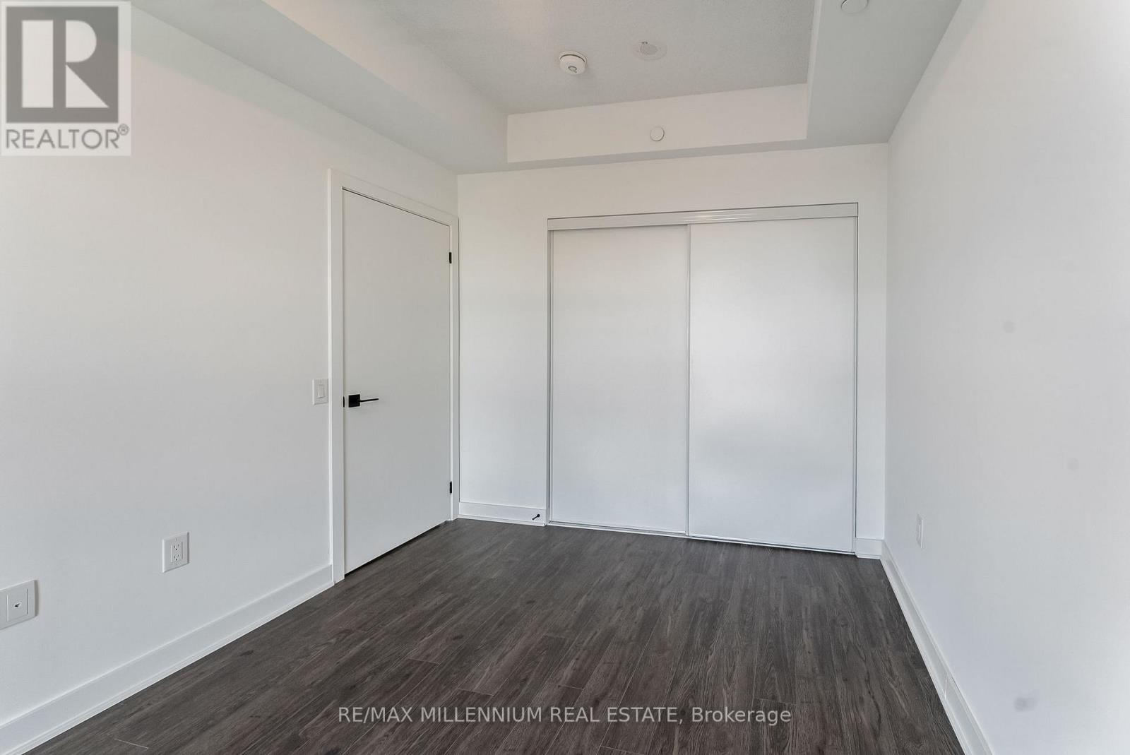 Photo 11 of 208 2782 Barton Street E, Hamilton ON